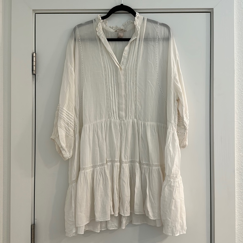 H&M Ruffled White Embroidered Boho Mini Oversize Dress